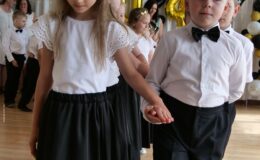 Grupa „Wiewióreczek” z Przedszkola nr 1 uroczyście pożegnały swoje przedszkole