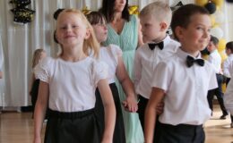 Grupa „Wiewióreczek” z Przedszkola nr 1 uroczyście pożegnały swoje przedszkole