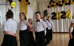 Grupa „Wiewióreczek” z Przedszkola nr 1 uroczyście pożegnały swoje przedszkole