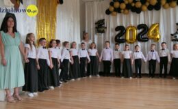 Grupa „Wiewióreczek” z Przedszkola nr 1 uroczyście pożegnały swoje przedszkole