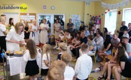 „Zajączki” pożegnały przedszkole. Przedszkole nr 5 w Działdowie