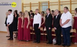 Pożegnanie uczniów klasy ósmej Szkoły Podstawowej nr 4