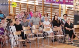 Pożegnanie uczniów klasy ósmej Szkoły Podstawowej nr 4