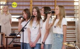 Pożegnanie uczniów klasy ósmej Szkoły Podstawowej nr 4