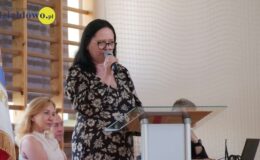 Pożegnanie uczniów klasy ósmej Szkoły Podstawowej nr 4