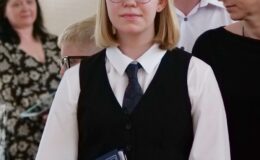 Pożegnanie uczniów klasy ósmej Szkoły Podstawowej nr 4