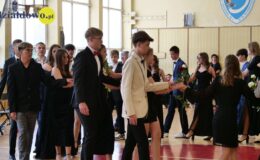 Ósmoklasiści pożegnali swoją szkołę. Szkoła Podstawowa nr 3