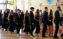Ósmoklasiści pożegnali swoją szkołę. Szkoła Podstawowa nr 3