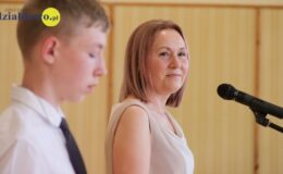 Ósmoklasiści pożegnali swoją szkołę. Szkoła Podstawowa nr 3
