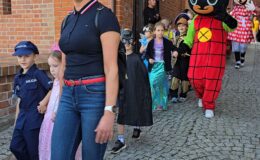 Bajeczna i kolorowa Parada Postaci Bajkowych