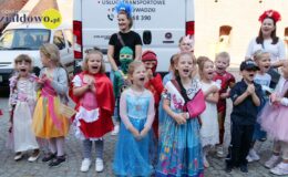 Bajeczna i kolorowa Parada Postaci Bajkowych