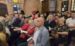 Promocja książki Andrzeja Ruteckiego “Niemiecki obóz przejściowy w Działdowie 1939-1945. Wybrane zeznania świadków w Aktach Głównej Komisji Badania Zbrodni Hitlerowskich w Polsce”
