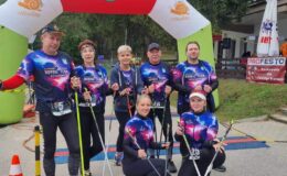 pamiątkowa fotografia Nordic Team Działdowo z Dobromiejskiego Festiwalu Biegowego / fot. archiwum NT