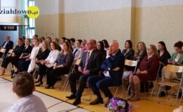 Pasowanie na ucznia i Dzień Edukacji Narodowej w  „Jedynce”