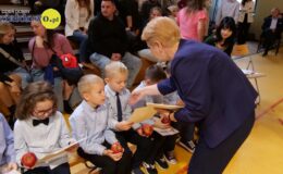 Pasowanie na ucznia i Dzień Edukacji Narodowej w  „Jedynce”