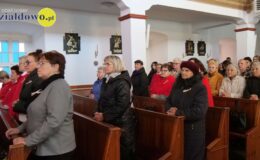 Ksiądz Stanisław Kadziński i wójt Mirosław Zieliński z Bursztynowymi Łukami