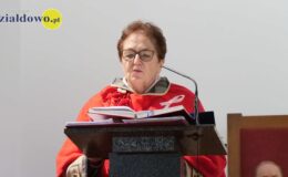 Ksiądz Stanisław Kadziński i wójt Mirosław Zieliński z Bursztynowymi Łukami