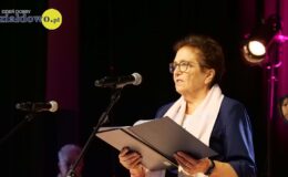 Ksiądz Stanisław Kadziński i wójt Mirosław Zieliński z Bursztynowymi Łukami