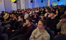 Waldemar Mierzwa na spotkaniu z młodzieżą o Mazurach i nie tylko