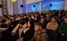 Waldemar Mierzwa na spotkaniu z młodzieżą o Mazurach i nie tylko