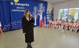 Mali patrioci z Przedszkola nr 4 świętują niepodległość