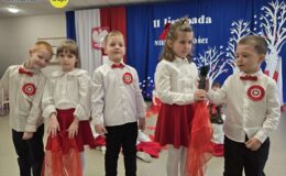 Mali patrioci z Przedszkola nr 4 świętują niepodległość