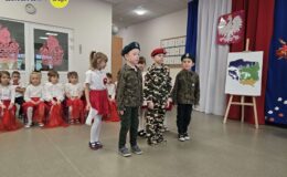 Mali patrioci z Przedszkola nr 4 świętują niepodległość