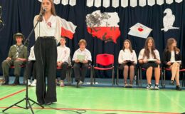 Zespół Placówek Oświatowych nr 2 w Działdowie uczcił 106. rocznicę odzyskania przez Polskę niepodległości