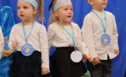 Grupa „Rybki” już po uroczystym pasowaniu