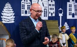 Jasełka bożonarodzeniowe u Jeżyków z Przedszkola nr 1