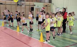 Mikołajkowy „Pierwszy Start” wygrała drużyna z SP nr 4