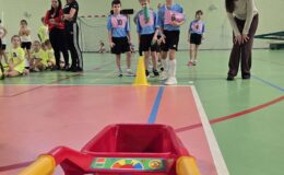 Mikołajkowy „Pierwszy Start” wygrała drużyna z SP nr 4