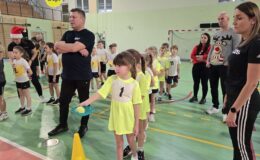 Mikołajkowy „Pierwszy Start” wygrała drużyna z SP nr 4
