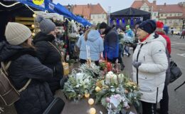 Jarmark Świąteczny i rozświetlenie choinki
