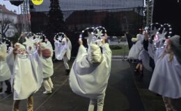 Jarmark Świąteczny i rozświetlenie choinki