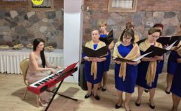 Świąteczne spotkanie naszych seniorów z UTW i Związku Emerytów