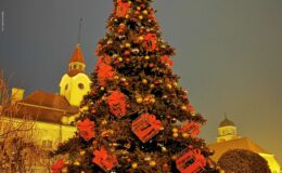 Jarmark Świąteczny i rozświetlenie choinki