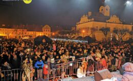Jarmark Świąteczny i rozświetlenie choinki