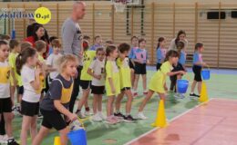 Mikołajkowy „Pierwszy Start” wygrała drużyna z SP nr 4