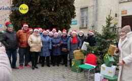 Wesoła „Sztafeta z Mikołajem” na ulicach miasta