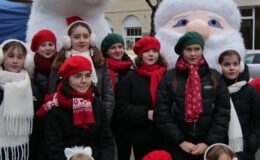 Jarmark Świąteczny i rozświetlenie choinki