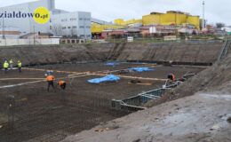 Pierwszy beton pod basen wylany