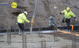 Pierwszy beton pod basen wylany