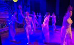 „Malutka Czarownica” oczarowała publiczność – widowisko w Miejskim Domu Kultury