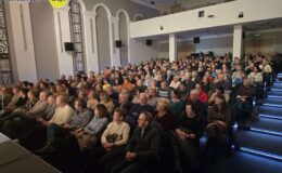 Czy można znaleźć receptę na szczęcie? – spektakl w domu kultury