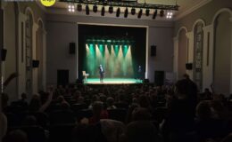 Pokaz iluzji w Miejskim Domu Kultury