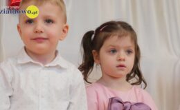 „Wiewiórki” złożyły życzenia z okazji Dnia Babci i Dziadka