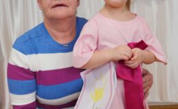 „Wiewiórki” złożyły życzenia z okazji Dnia Babci i Dziadka