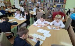 Pasowania na czytelnika – uroczystość dla pierwszoklasistów