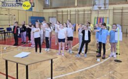Dyktando w biegu, czyli jak połączyć zajęcia ruchowe z ortografią